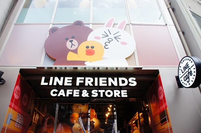 西日本初 Line Friends Cafe Store 福岡 が天神に誕生 ファンファン福岡