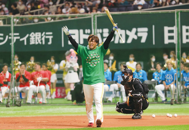 ペイペイドーム学園 鷹奉祭 ボール-