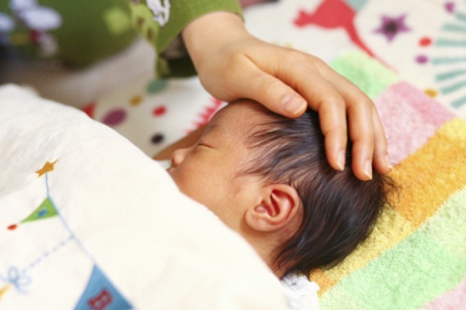 打っ を 幼児 た 頭 【医師監修】赤ちゃんが頭を打った！ たんこぶができた！